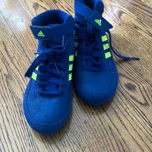 Boys wrestling shoes